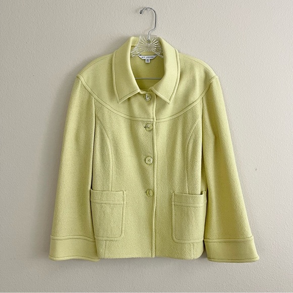 St. John Light Green Knit Pant Suit Set - Picture 4 of 11